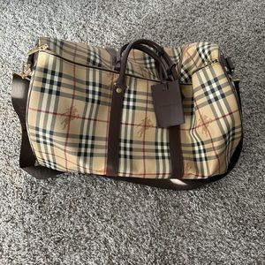 Burberry Weekend Duffle Bag (Like-New)